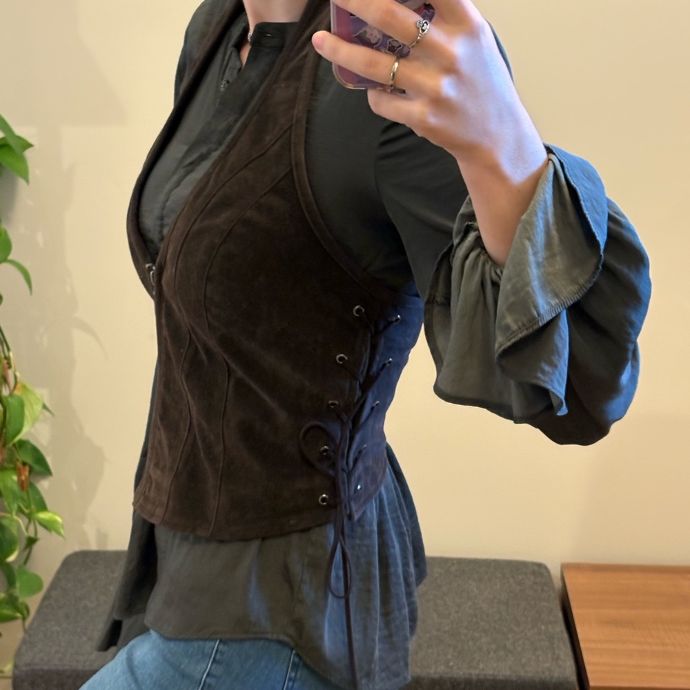 Brown Faux Suede Leather Zip-Up Halter Vest - Picture 4 of 6